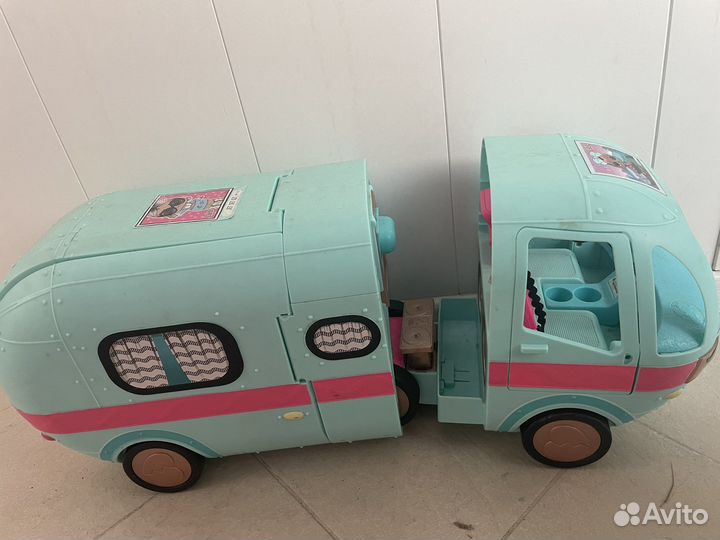 Игровой автобус для кукол L.O.L