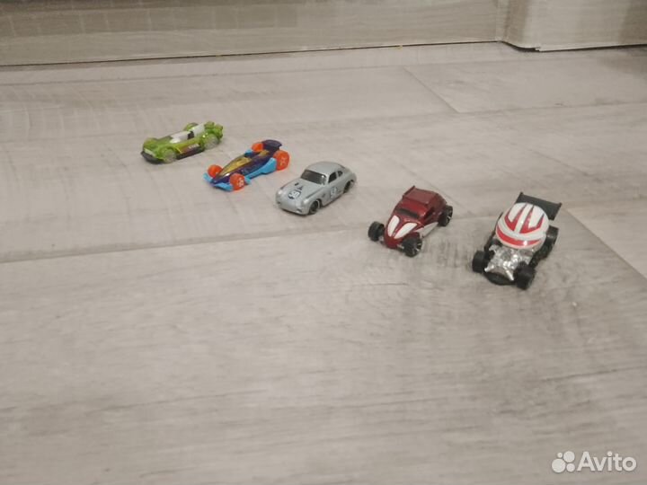 Hot wheels машинки
