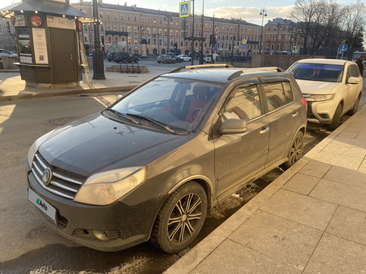 Geely MK Cross: фото владельца