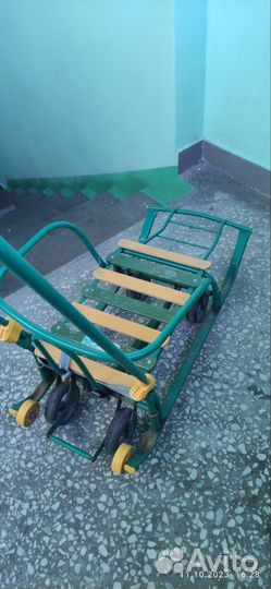 Детские санки с колесами