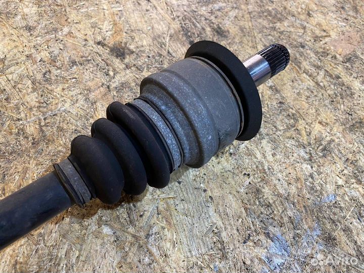 Полуось задняя правая BMW 3 F30/F31/F34 2015