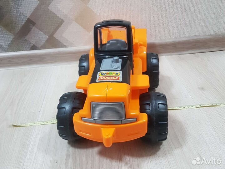 Бульдозер игрушка