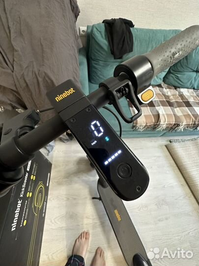 Электросамокат Ninebot kickscooter max g30p black