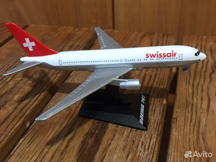 Модель самолета Boing 767