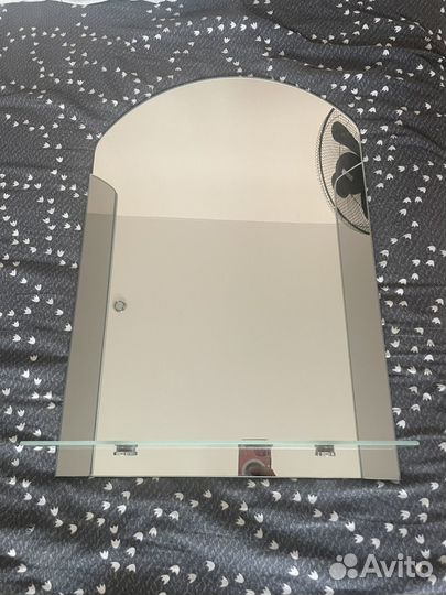 Зеркало c полкой