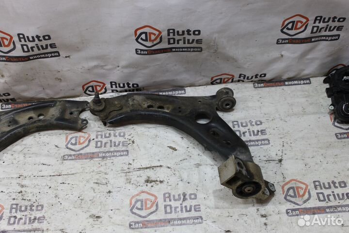 Skoda Octavia А5 рычаг передний левый, правый