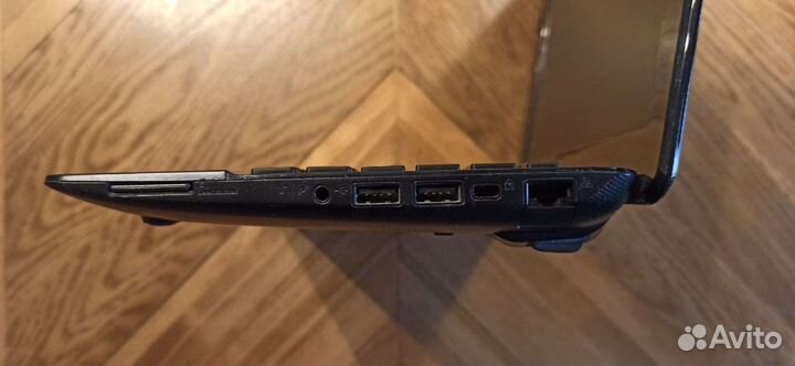 Ноутбук asus Eee PC Seashell