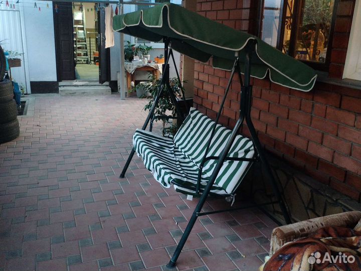 Садовые качели