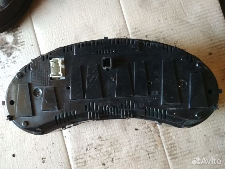 Панель приборов Citroen C4 2014 год автомат