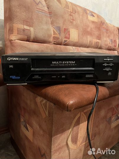 Видеомагнитофон funai