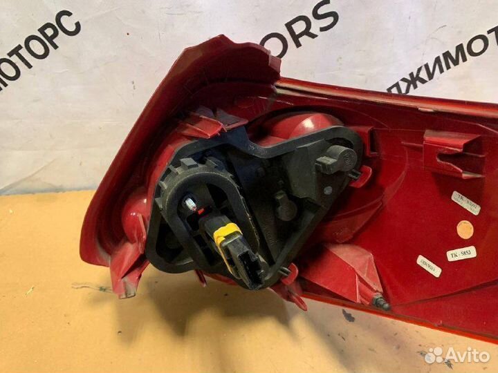 Фонарь задний левый Пежо 207 Peugeot 207 универсал