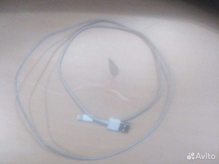 Зарядное устройство на iPhone