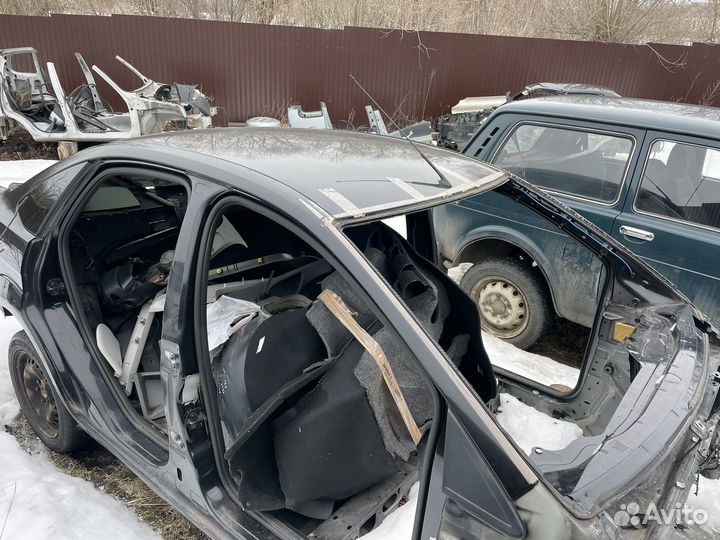 Крыша в сборе Фокус 2 седан рестайлинг Focus 2