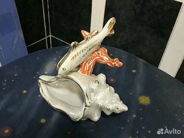 Статуэтка - пепельница Дулево