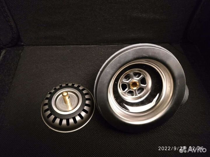 Слив, выпуск для кухонной мойки, маде ин еуросоюз