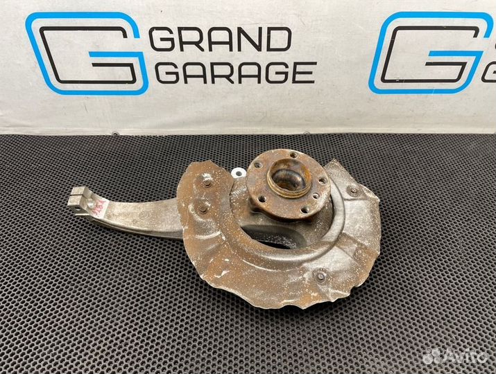 Кулак передний левый Bmw 7-Series F01 N54B30A 3.0