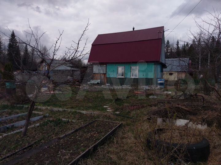 Дача 20 м² на участке 6 сот.