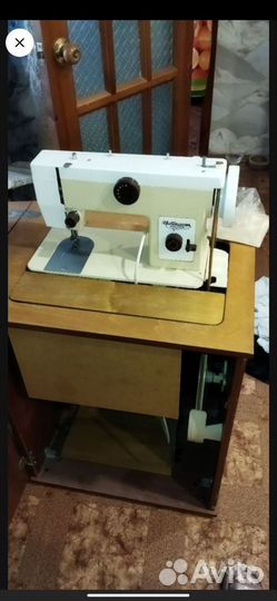 Швейная машина