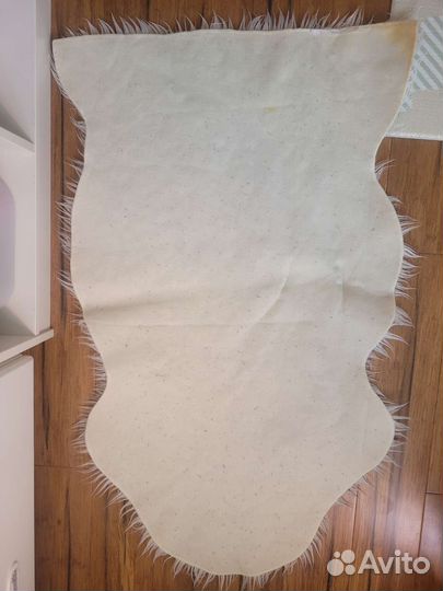 Ковер белый