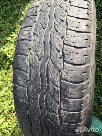 Bridgestone Dueler H/T 687 225/65 R17