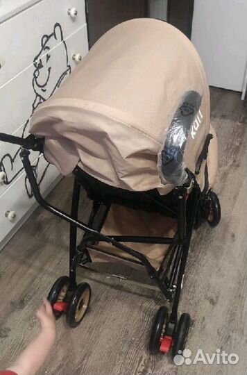 Прогулочная коляска,новая