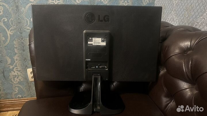 Монитор LG