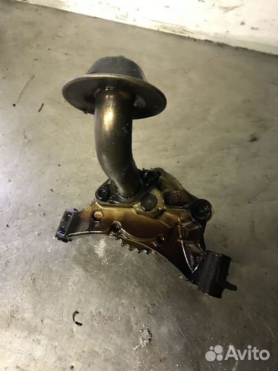 Масляный насос BSE 1.6 Skoda Audi Volkswagen