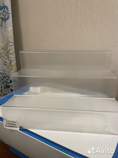 Горка полка из оргстекла