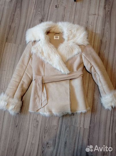 Верхняя одежда для девушки