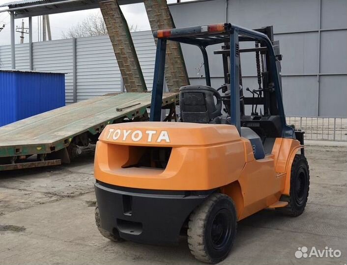 Аренда вилочного погрузчика 1.5 тонны