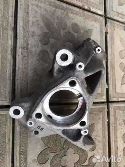 Левый поворотный кулак шкода кодиак