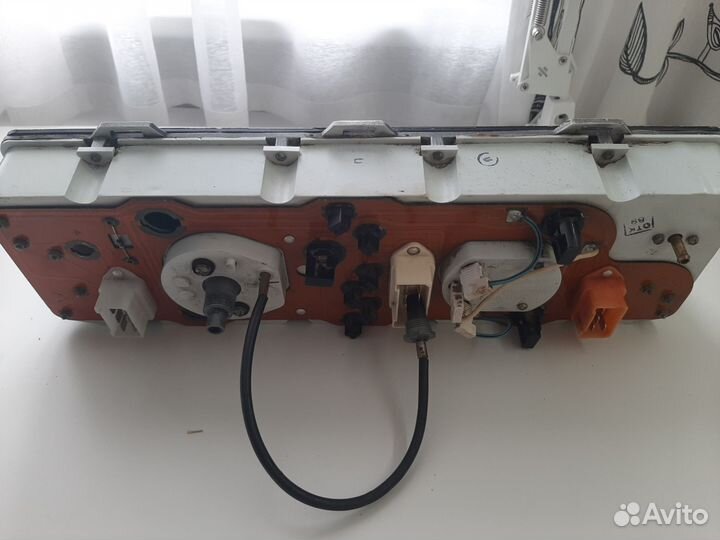 Приборная панель ваз