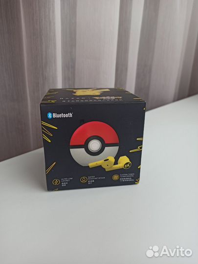 Беспроводные наушники Razer Hammerhead Пикачу