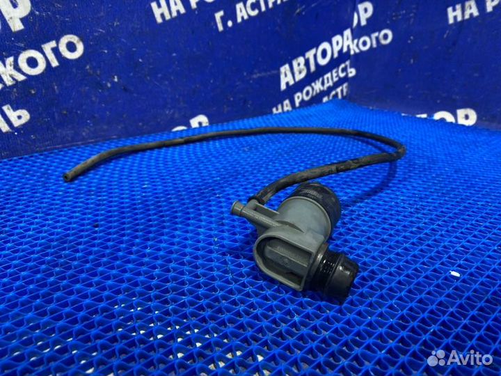 Моторчик омывателя лобового стекла Nissan Qashqai