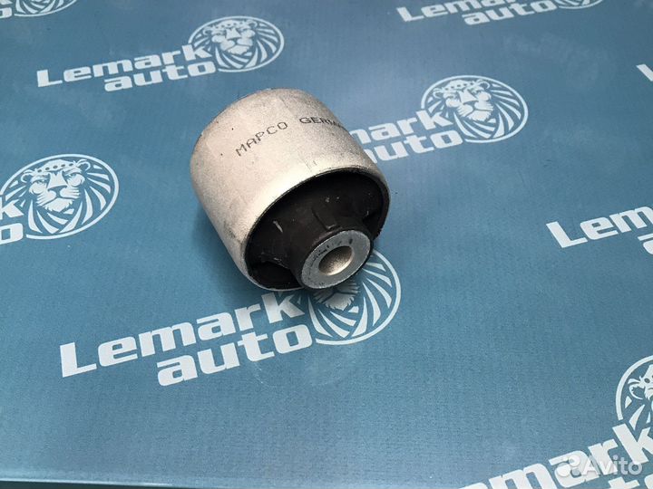 Сайлентблок переднего рычага BMW 5