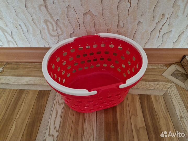 Корзина с ручками