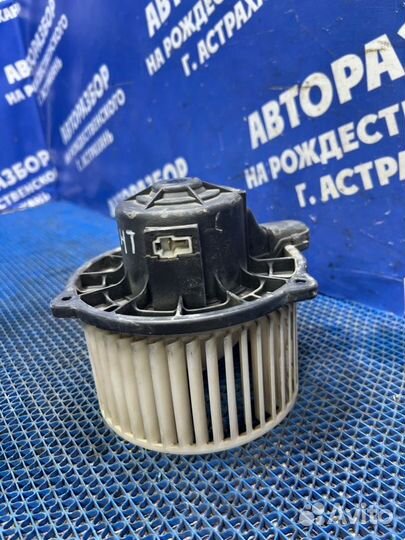 Моторчик печки Hyundai Accent седан G4EB 2006
