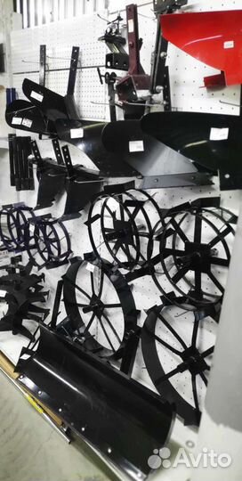 Плуг, грунтозацеп, окучник, фреза гусиная лапка