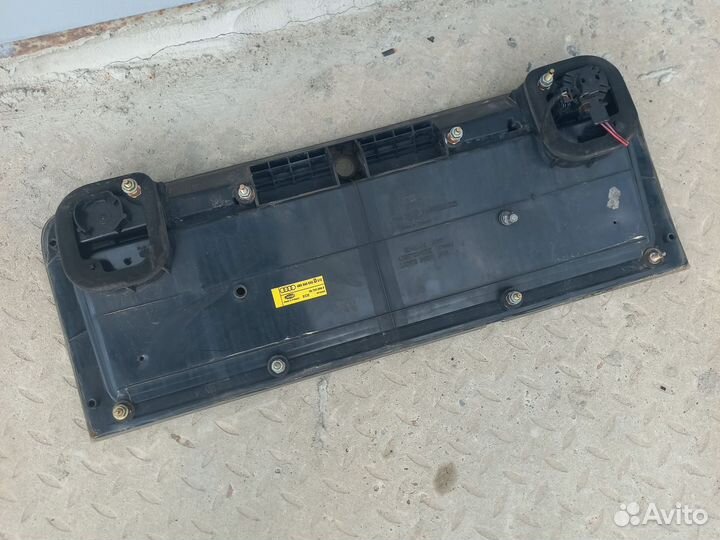 Audi A6 C5 kombi (96-00) бленда 4B9945695D крышки