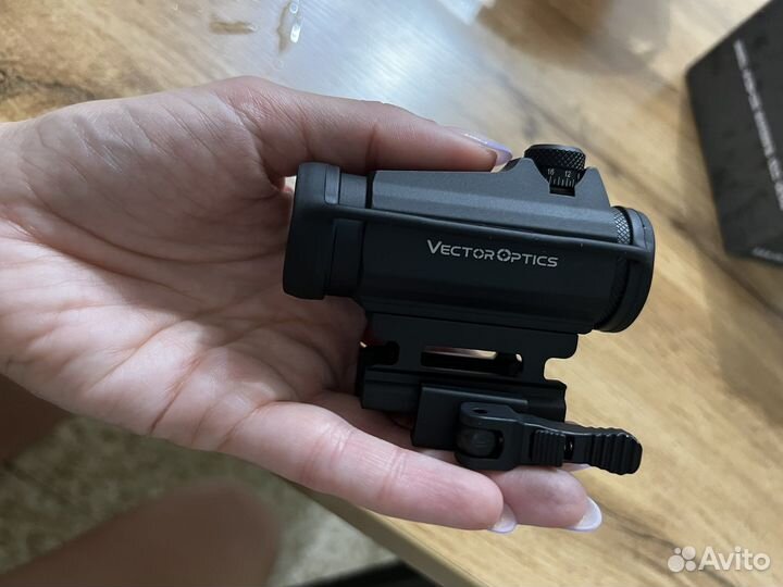 Коллиматорный прицел Vector Optics