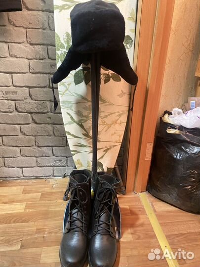 Шапка - ушанка уига (га), берцы