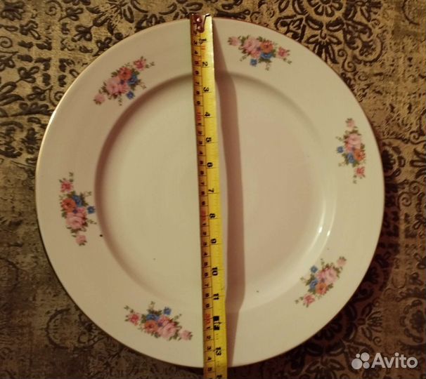 Предметы столового сервиза 