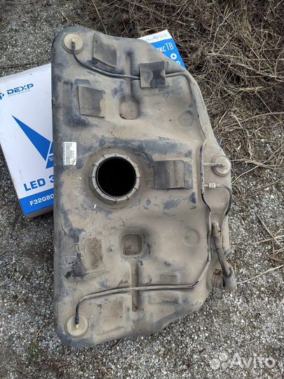 Бензобак nissan almera classic