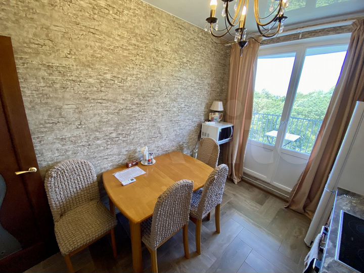 2-к. квартира, 54 м², 20/20 эт.