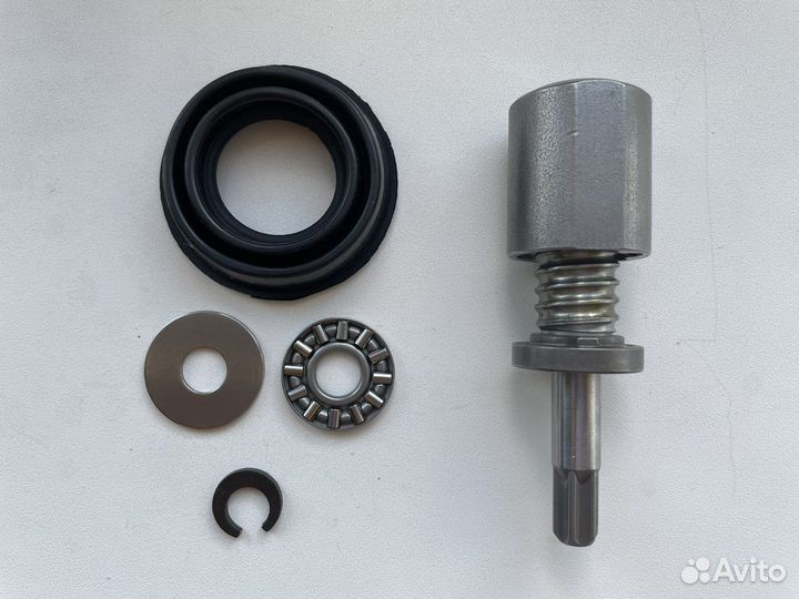 Задний тормозной суппорт Ford Kuga 2