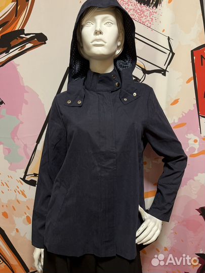 Ветровки и курточки женские