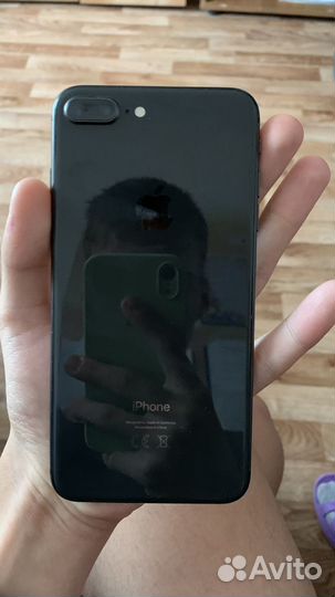 Телефон iPhone 8 plus