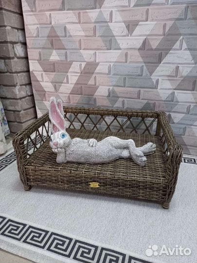 Мини диванчик из ротанга