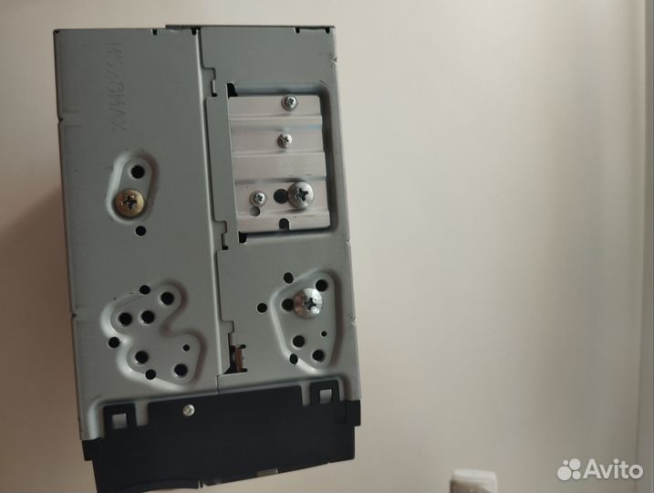 Авто магнитола JVC KW-R400