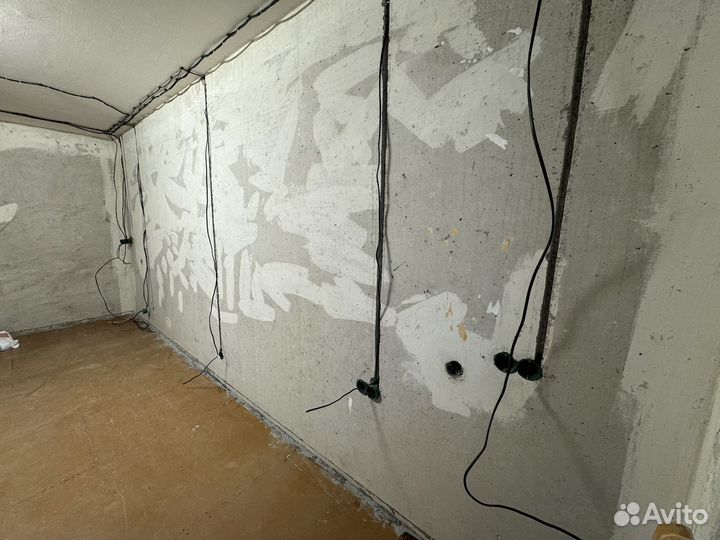 Штробление стен под проводку